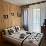 Helenowka - Dom W Gorach Z Jacuzzi بيت للعطل *