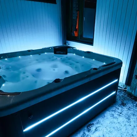 Ferienhaus Helenowka - Dom W Gorach Z Jacuzzi Szczawnica