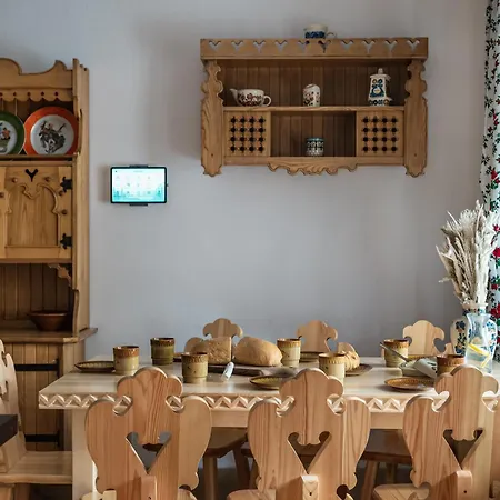 Helenowka - Dom W Gorach Z Jacuzzi Ferienhaus